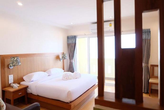 Dhotel Pattaya Nong Prue Екстер'єр фото