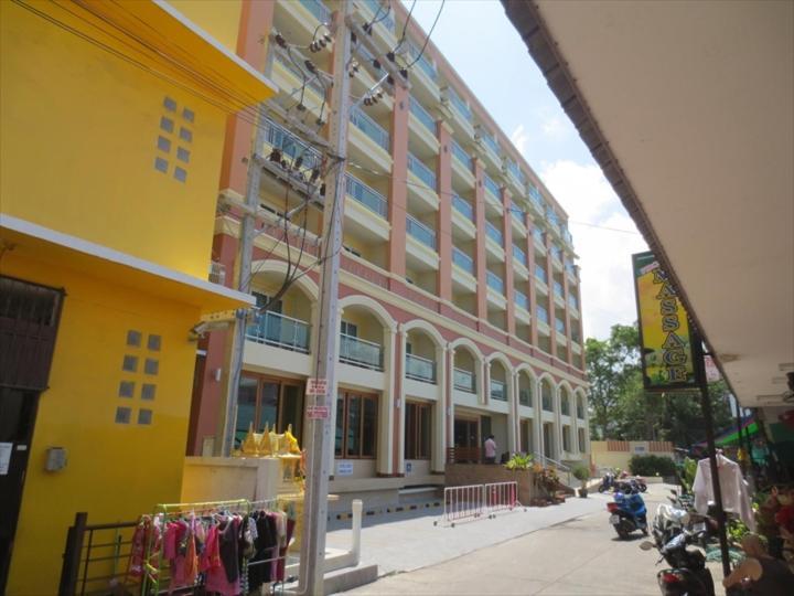 Dhotel Pattaya Nong Prue Екстер'єр фото